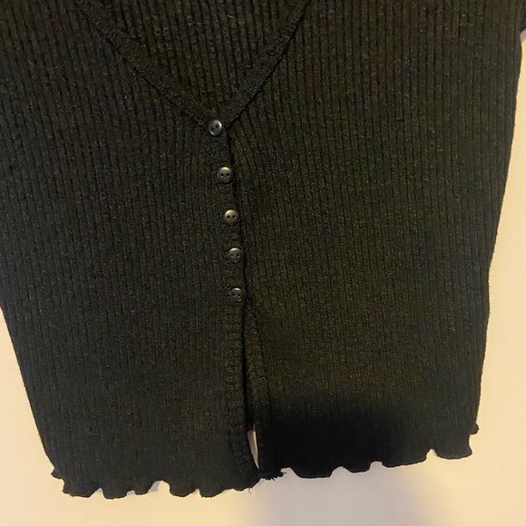 Half button down top - Picture 3 of 4